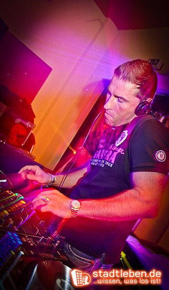 DJ Oli Vibez