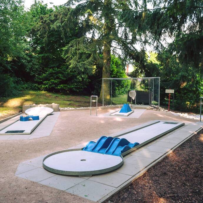 Minigolf, Familie, Kinder, Spaß, Wiesbaden