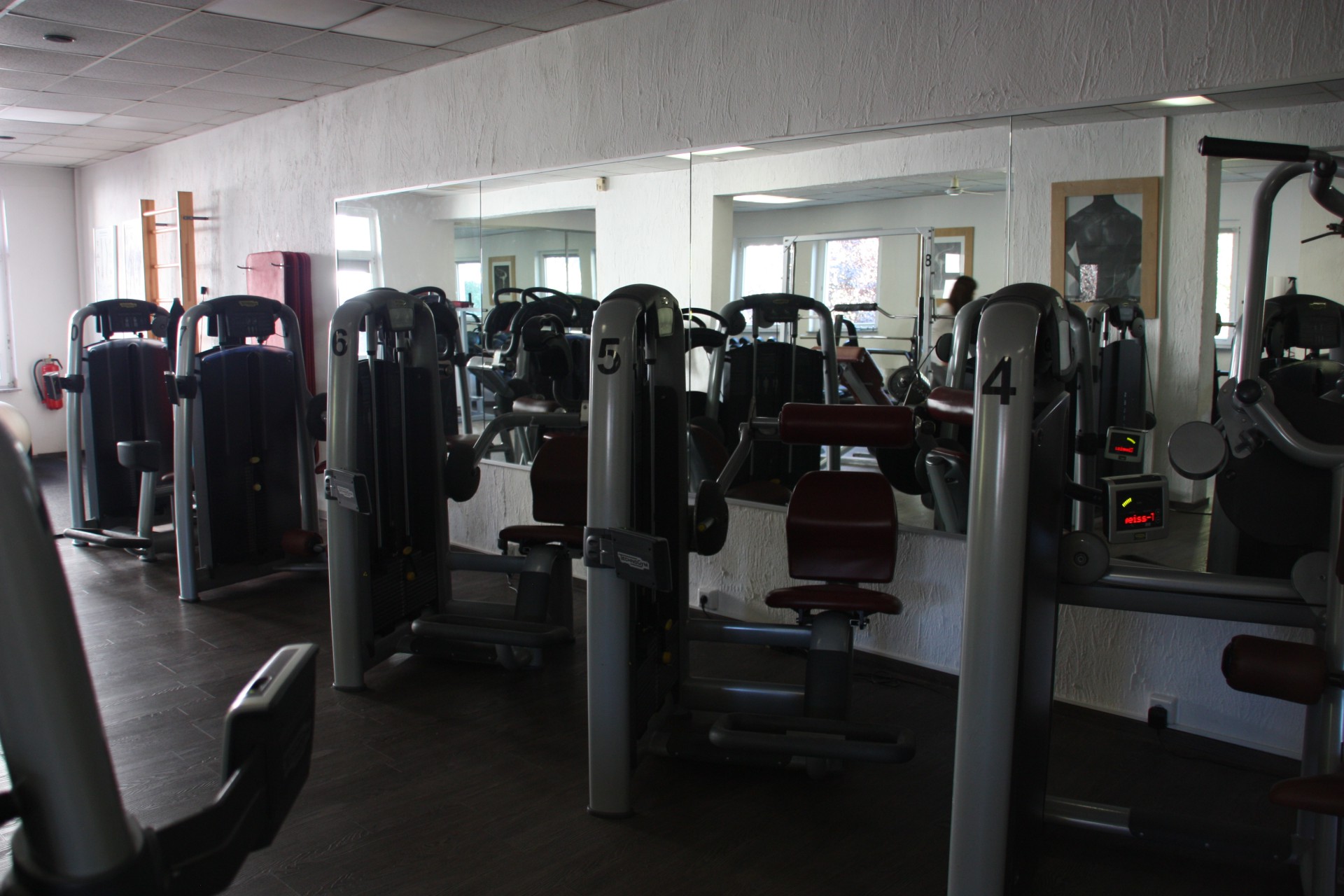 Gerätetraining Apollo Fitness World