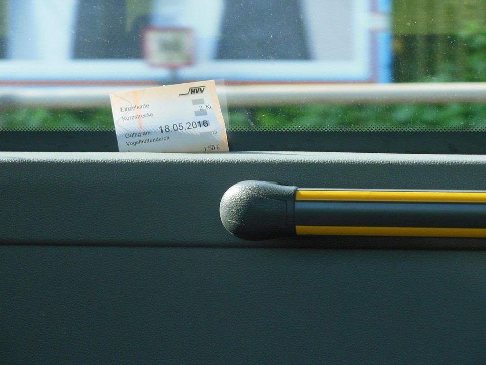 Bus, Fahrkarte