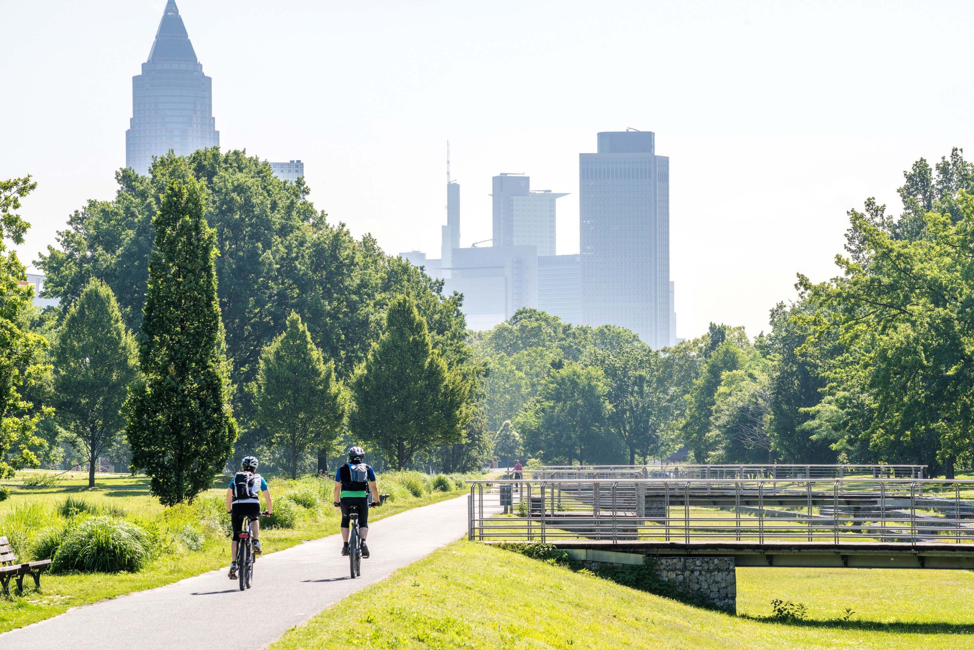 Radfahrer im Rebstockpark