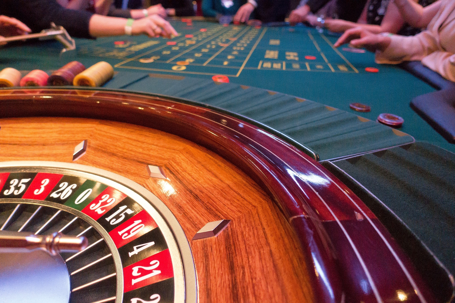 Casino, Spieler, Roulette, Spieltisch, Croupier